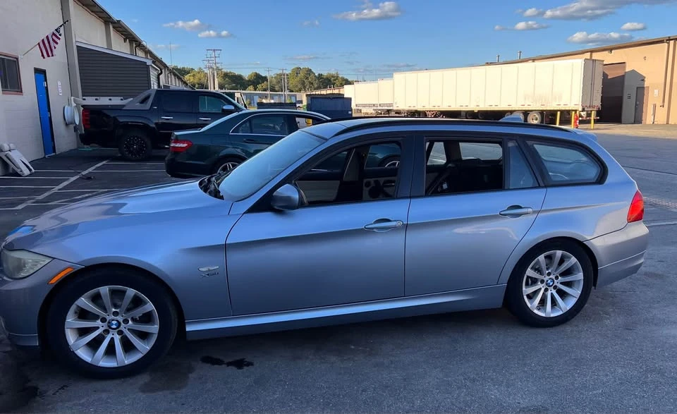 2011 BMW E91 3 Series Touring - Image 6 of 9