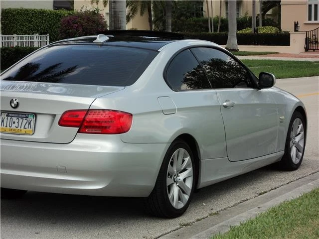 2011 BMW E90 3 Series Sedan - Image 5 of 12