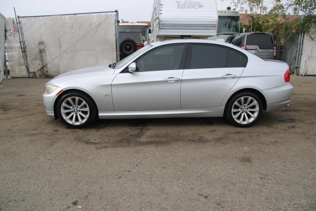 2011 BMW E90 3 Series Sedan - Image 3 of 21