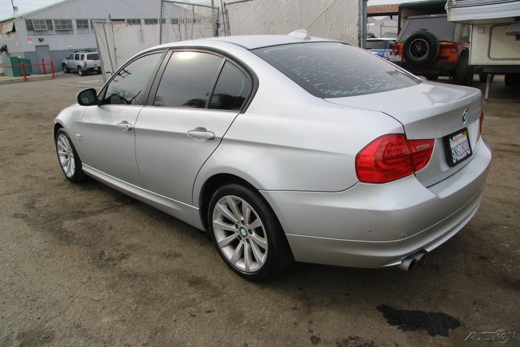 2011 BMW E90 3 Series Sedan - Image 5 of 21