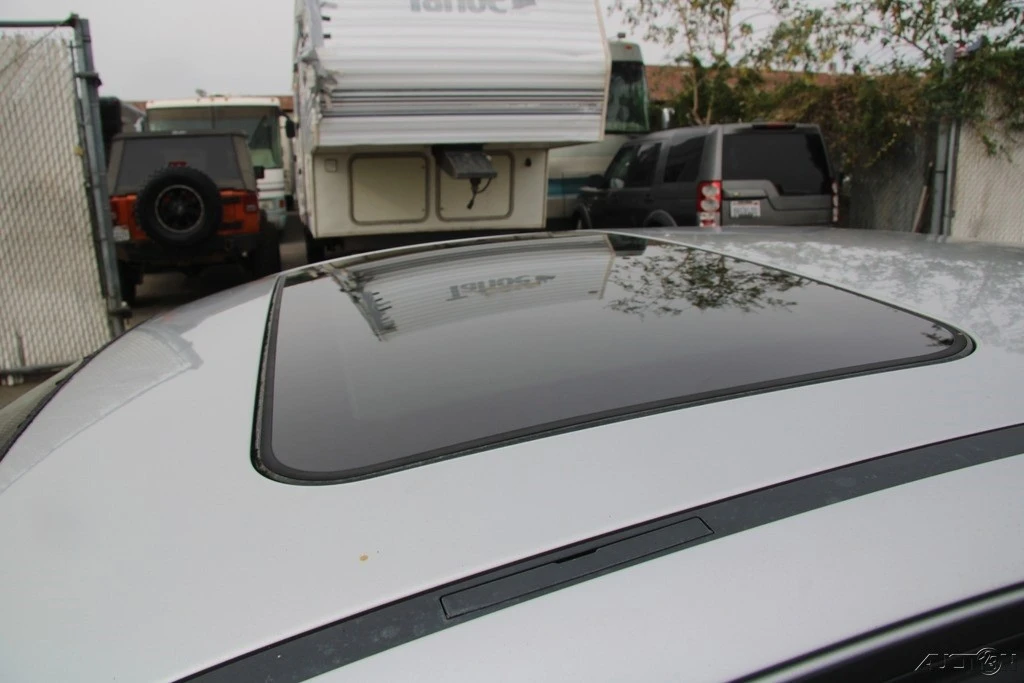 2011 BMW E90 3 Series Sedan - Image 12 of 21