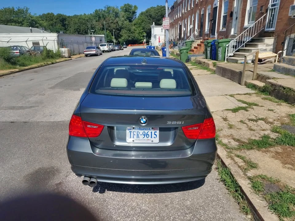 2011 BMW E90 3 Series Sedan - Image 3 of 6