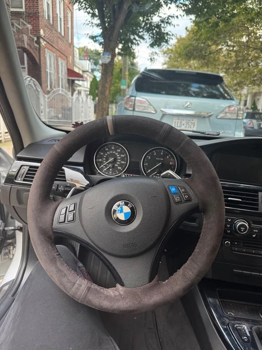 2011 BMW E90 3 Series Sedan - Image 10 of 10