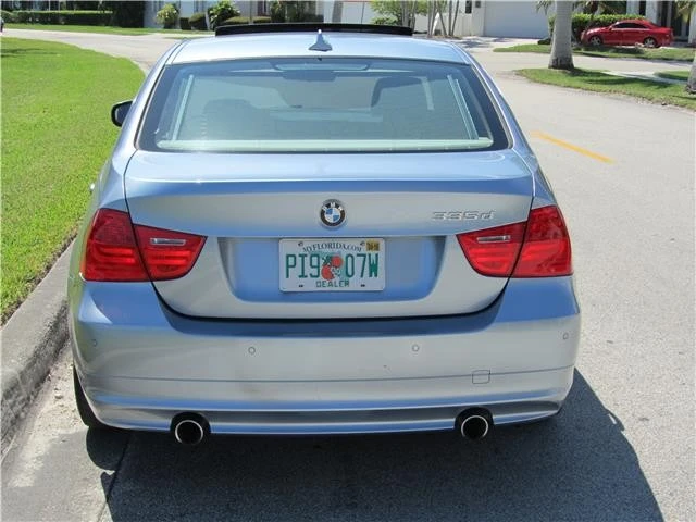 2011 BMW E90 3 Series Sedan - Image 4 of 12