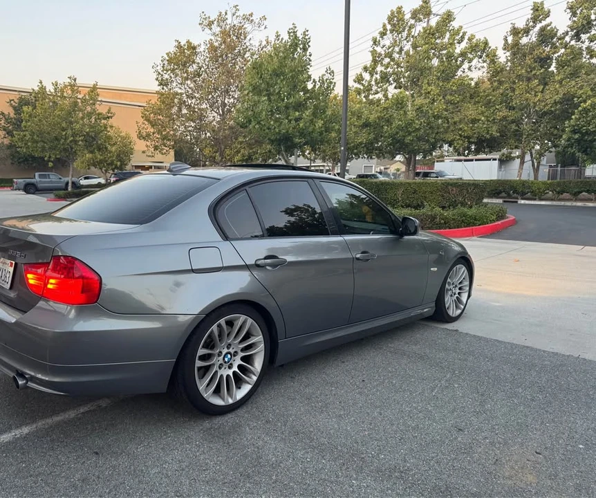 2011 BMW E90 3 Series Sedan - Image 2 of 13