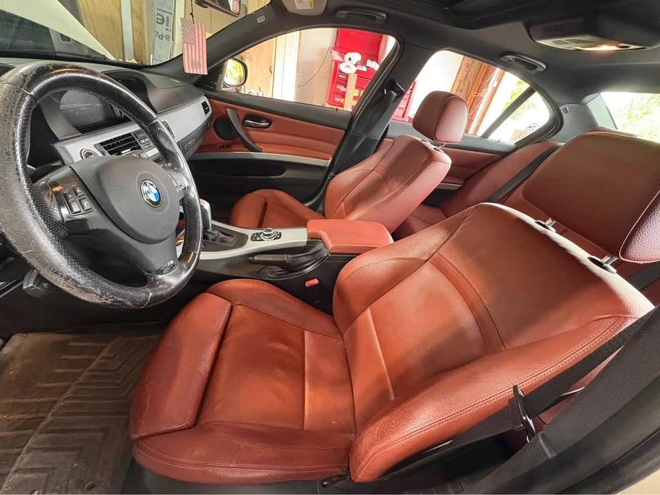 2011 BMW E90 3 Series Sedan - Image 2 of 16