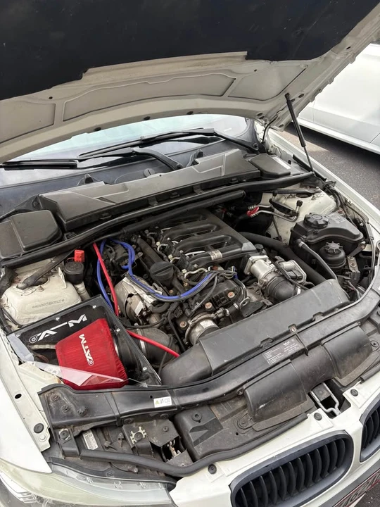 2011 BMW E90 3 Series Sedan - Image 3 of 16