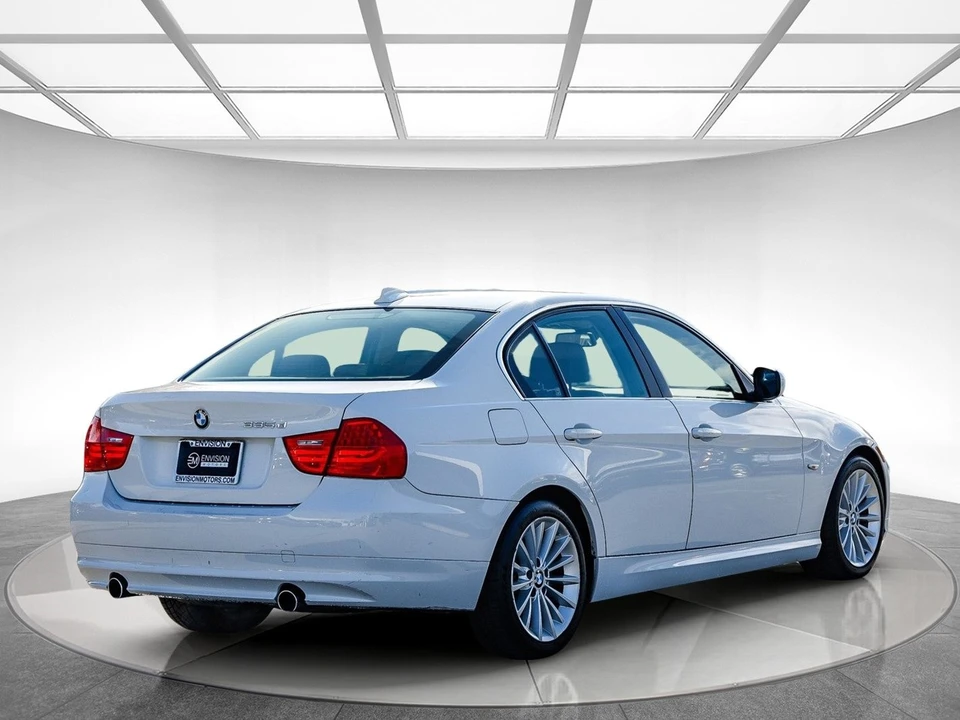 2011 BMW E90 3 Series Sedan - Image 4 of 12