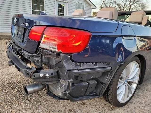 2011 BMW E93 335i Convertible - Image 19 of 21