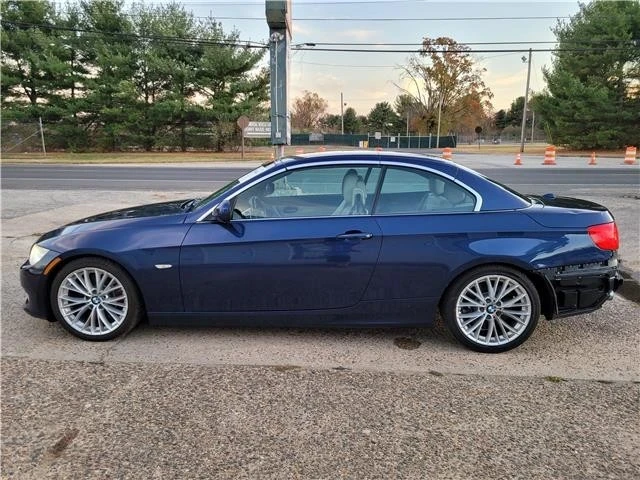 2011 BMW E93 335i Convertible - Image 21 of 21