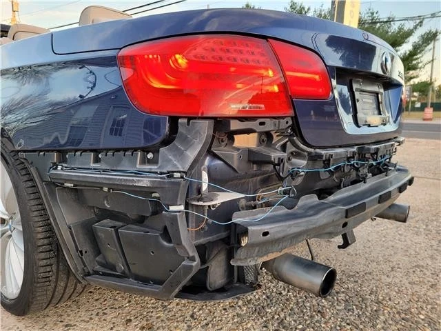 2011 BMW E93 335i Convertible - Image 18 of 21