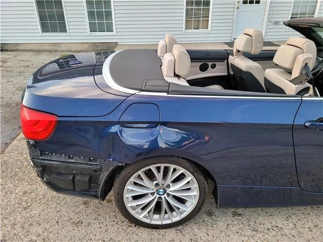 2011 BMW E93 335i Convertible - Image 13 of 21