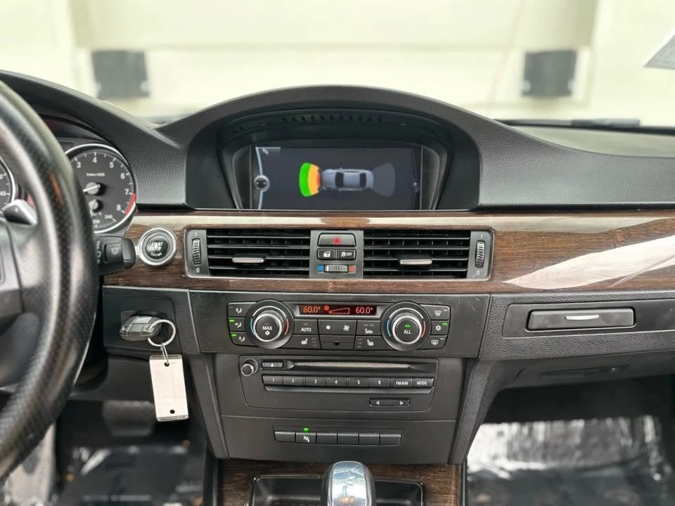 2011 BMW E93 335i Convertible - Image 17 of 20