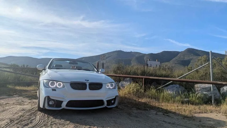 2011 BMW E93 335i Convertible - Image 8 of 17