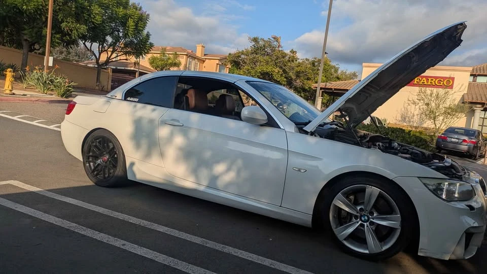2011 BMW E93 335i Convertible - Image 4 of 17