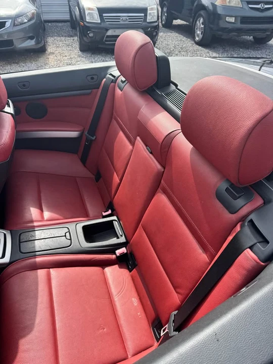 2011 BMW E93 335i Convertible - Image 6 of 14