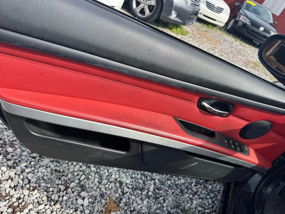 2011 BMW E93 335i Convertible - Image 8 of 14