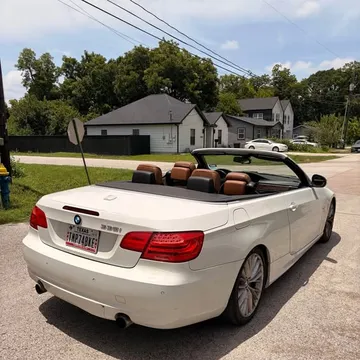 2011 BMW 3 Series 335i Convertible 2D