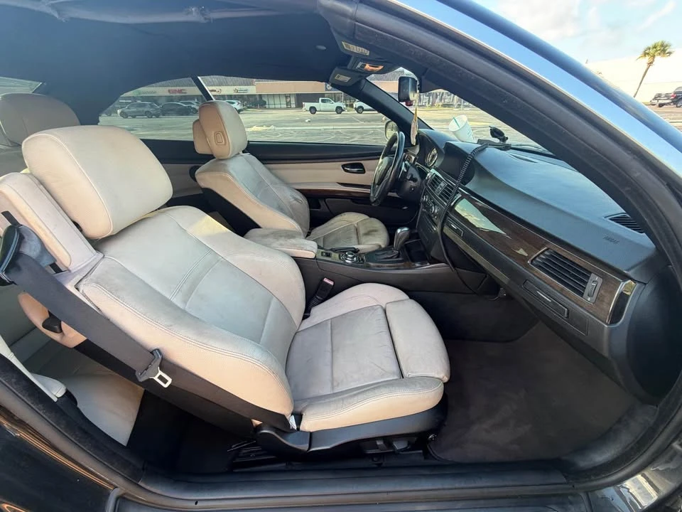 2011 BMW E93 335i Convertible - Image 10 of 16