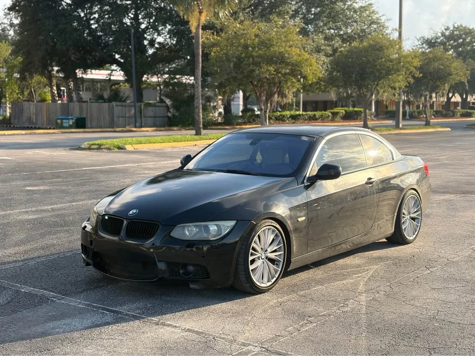 2011 BMW E93 335i Convertible - Image 3 of 16