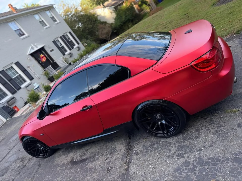 2011 BMW E93 335i Convertible - Image 6 of 7