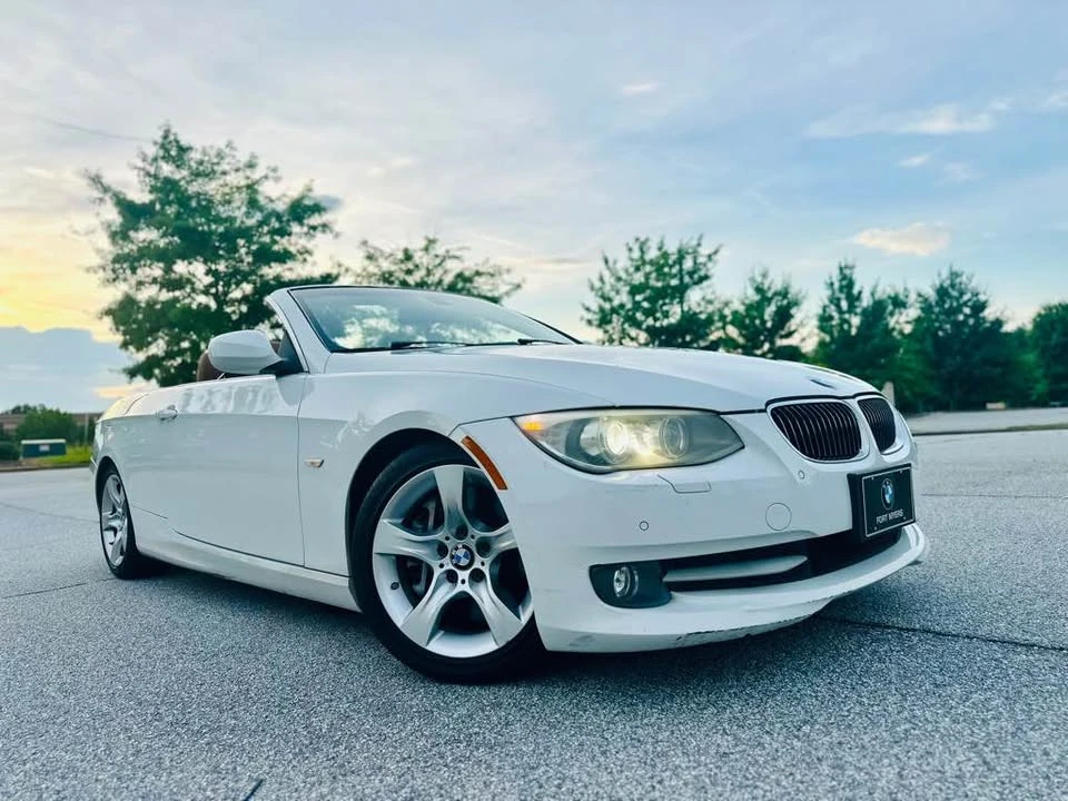 2011 BMW E93 335i Convertible - Image 2 of 20