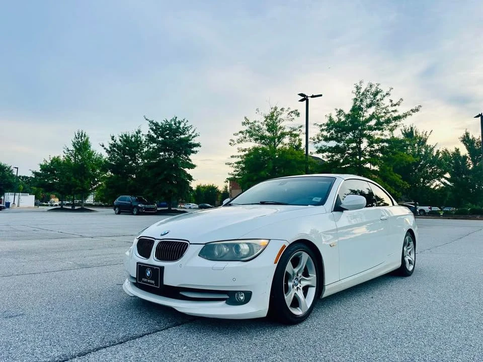 2011 BMW E93 335i Convertible - Image 15 of 20