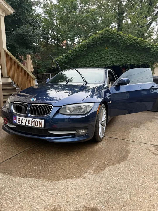 2011 BMW E93 335i Convertible - Image 7 of 8