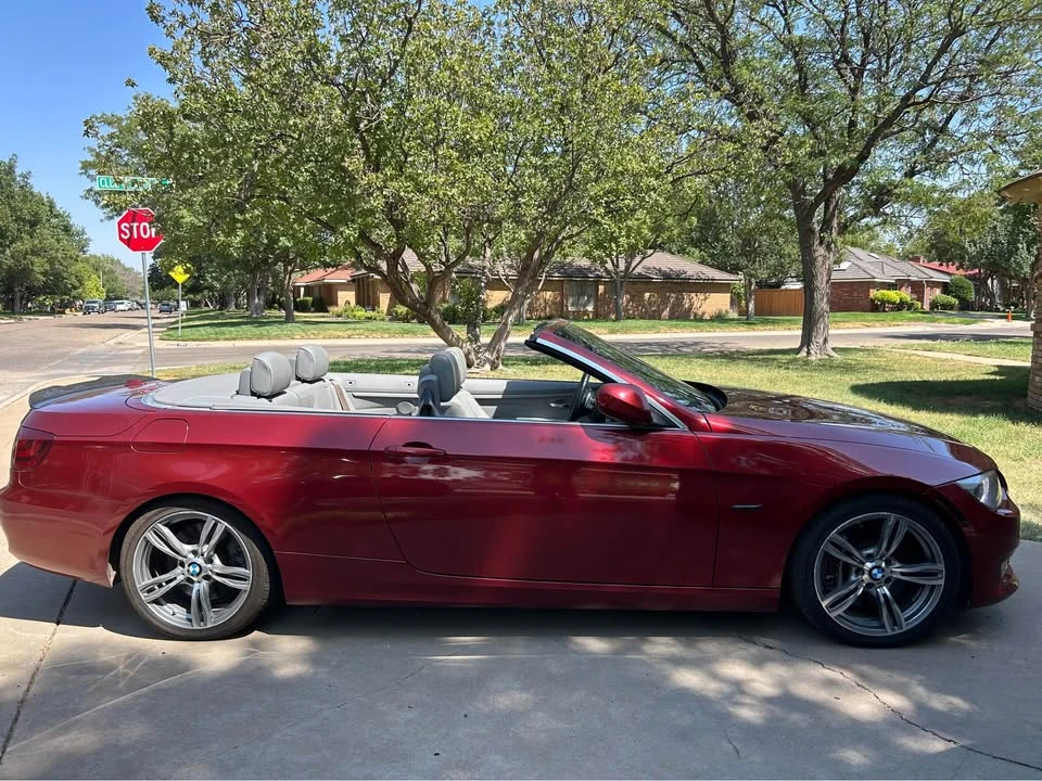 2011 BMW E93 335i Convertible - Image 4 of 14