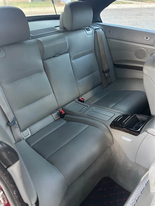 2011 BMW E93 335i Convertible - Image 14 of 14