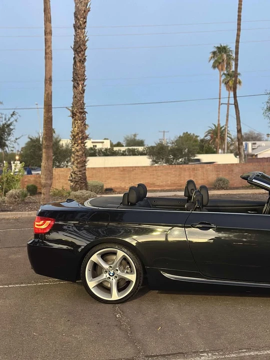 2011 BMW E93 335i Convertible - Image 7 of 16