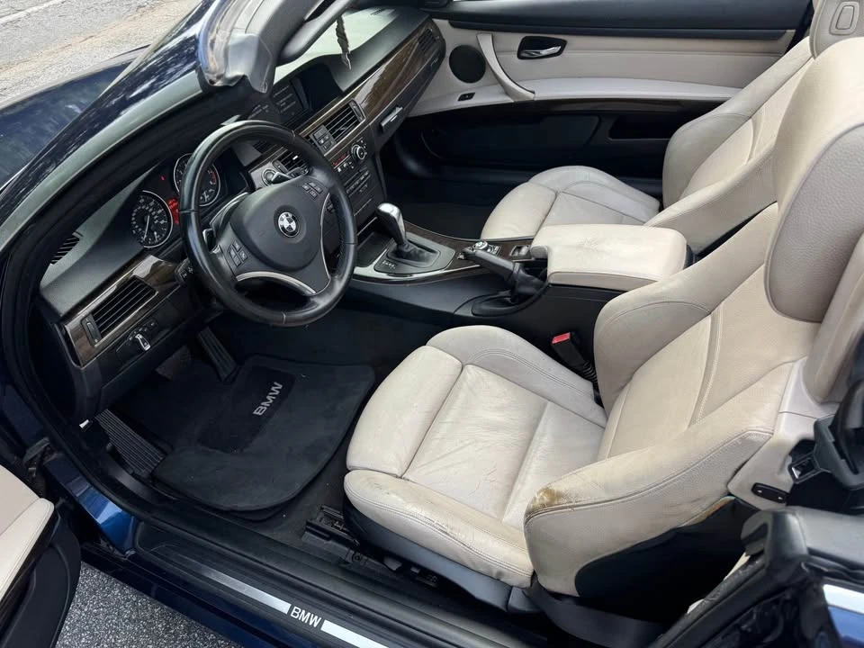 2011 BMW E93 335i Convertible - Image 14 of 19