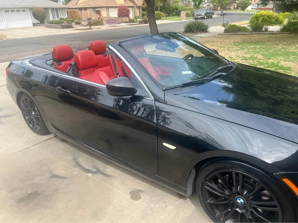 2011 BMW E93 335i Convertible - Image 6 of 12