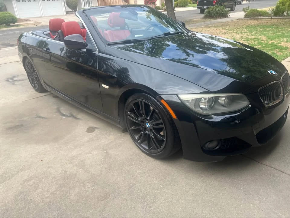 2011 BMW E93 335i Convertible - Image 3 of 12