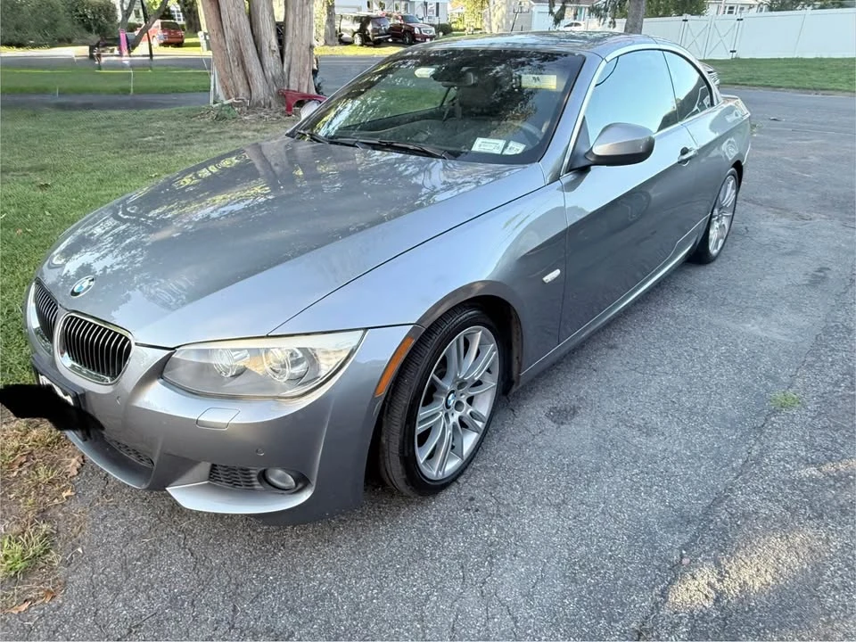 2011 BMW E93 335i Convertible - Image 4 of 12