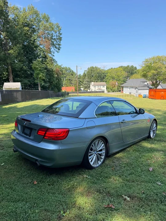 2011 BMW E93 335i Convertible - Image 2 of 20