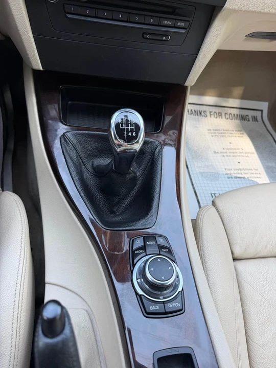 2011 BMW E93 335i Convertible - Image 14 of 20