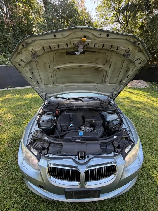 2011 BMW E93 335i Convertible - Image 11 of 20