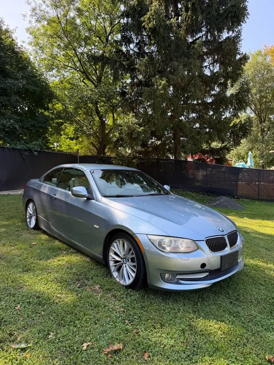 2011 BMW E93 335i Convertible - Image 4 of 20