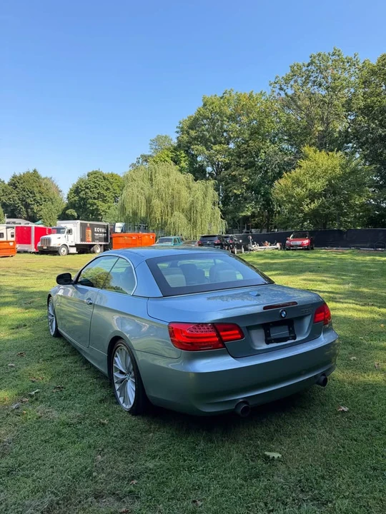 2011 BMW E93 335i Convertible - Image 5 of 20