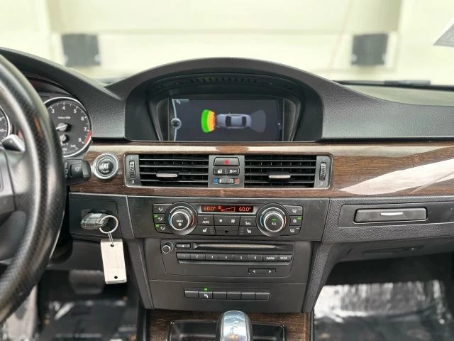 2011 BMW E93 335i Convertible - Image 17 of 21