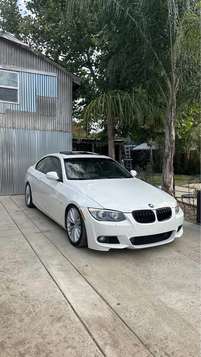 2011 BMW E92 335i Coupe - Image 3 of 5