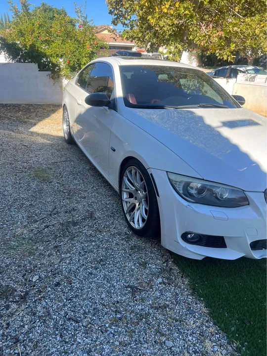 2011 BMW E92 335i Coupe - Image 2 of 17