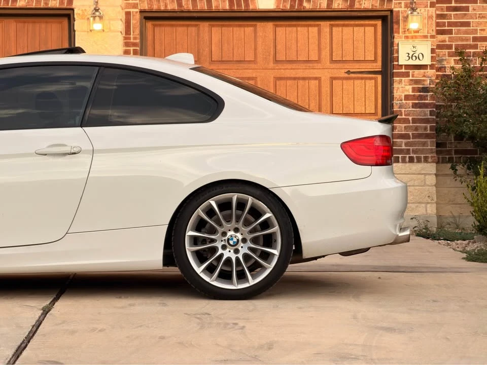 2011 BMW E92 335i Coupe - Image 6 of 20