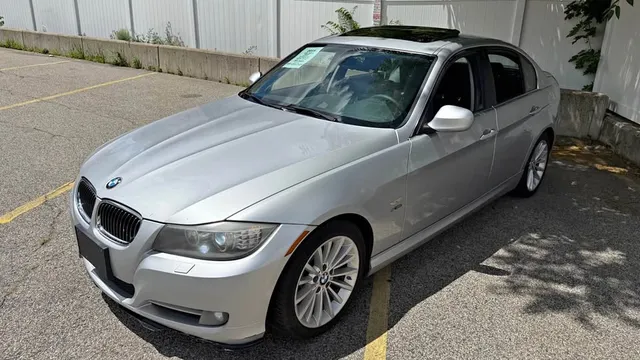 2011 BMW 3 Series 335i Gran Turismo xDrive Sedan 4D