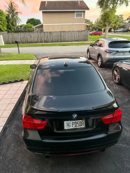 2011 BMW E90 335i Sedan - Image 5 of 15