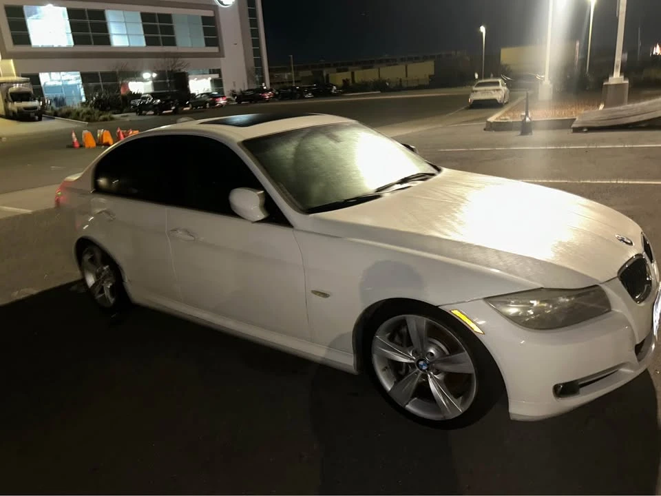 2011 BMW E90 335i Sedan - Image 3 of 4