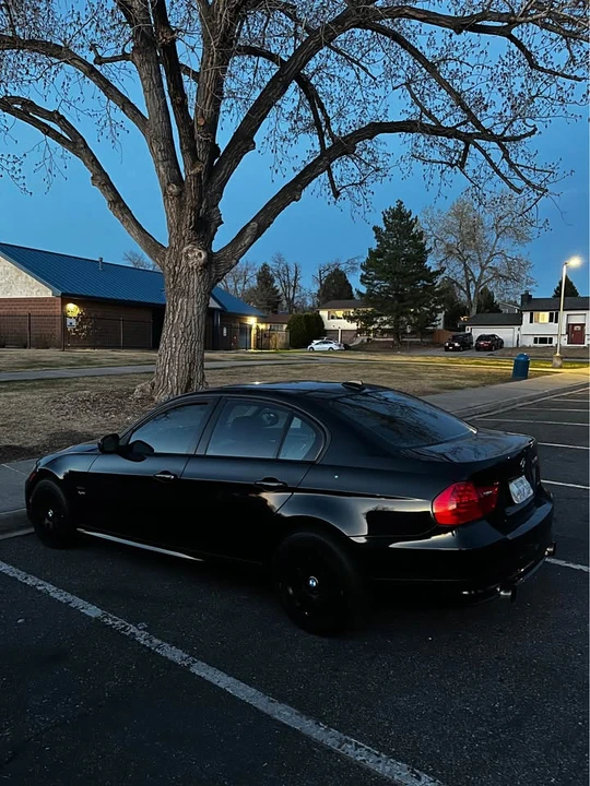 2011 BMW E90 335i Sedan - Image 4 of 6