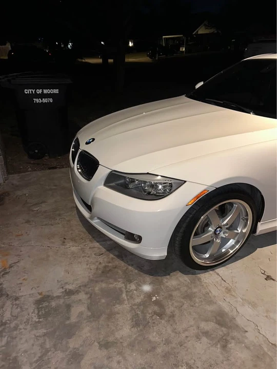 2011 BMW E90 335i Sedan - Image 2 of 6