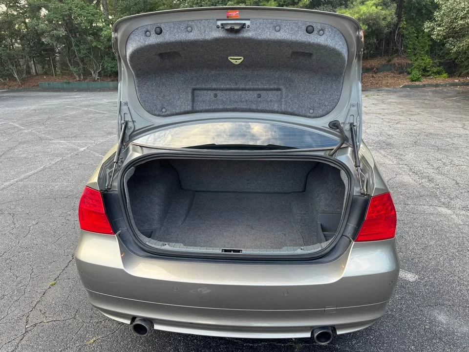 2011 BMW E90 335i Sedan - Image 10 of 20